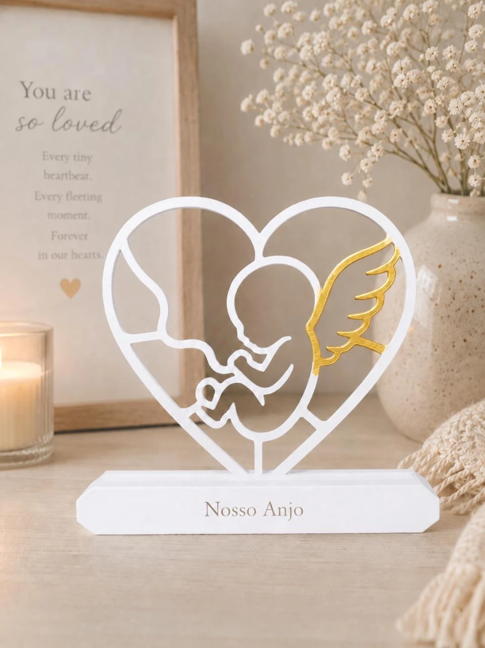Peça Memorial Bebé Anjo em Coração – Homenagem à Perda Gestacional